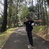 V